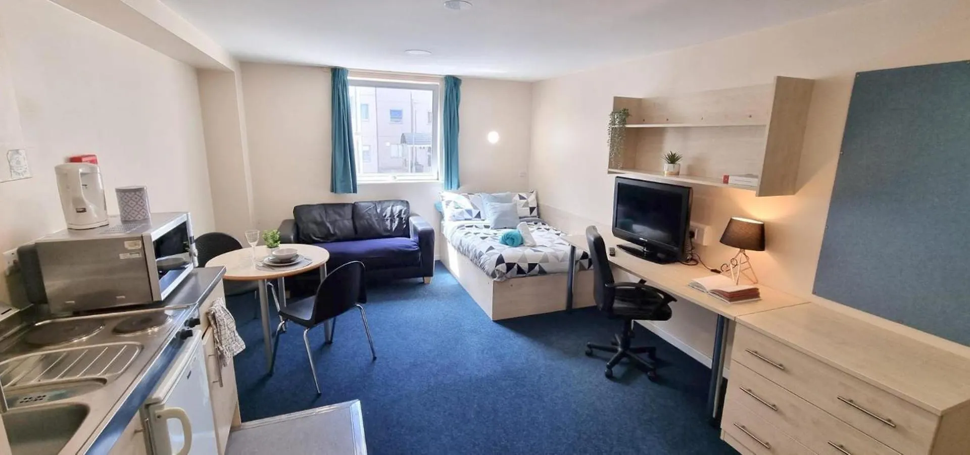 For Students Only Trinity Square In Nottingham Apartment